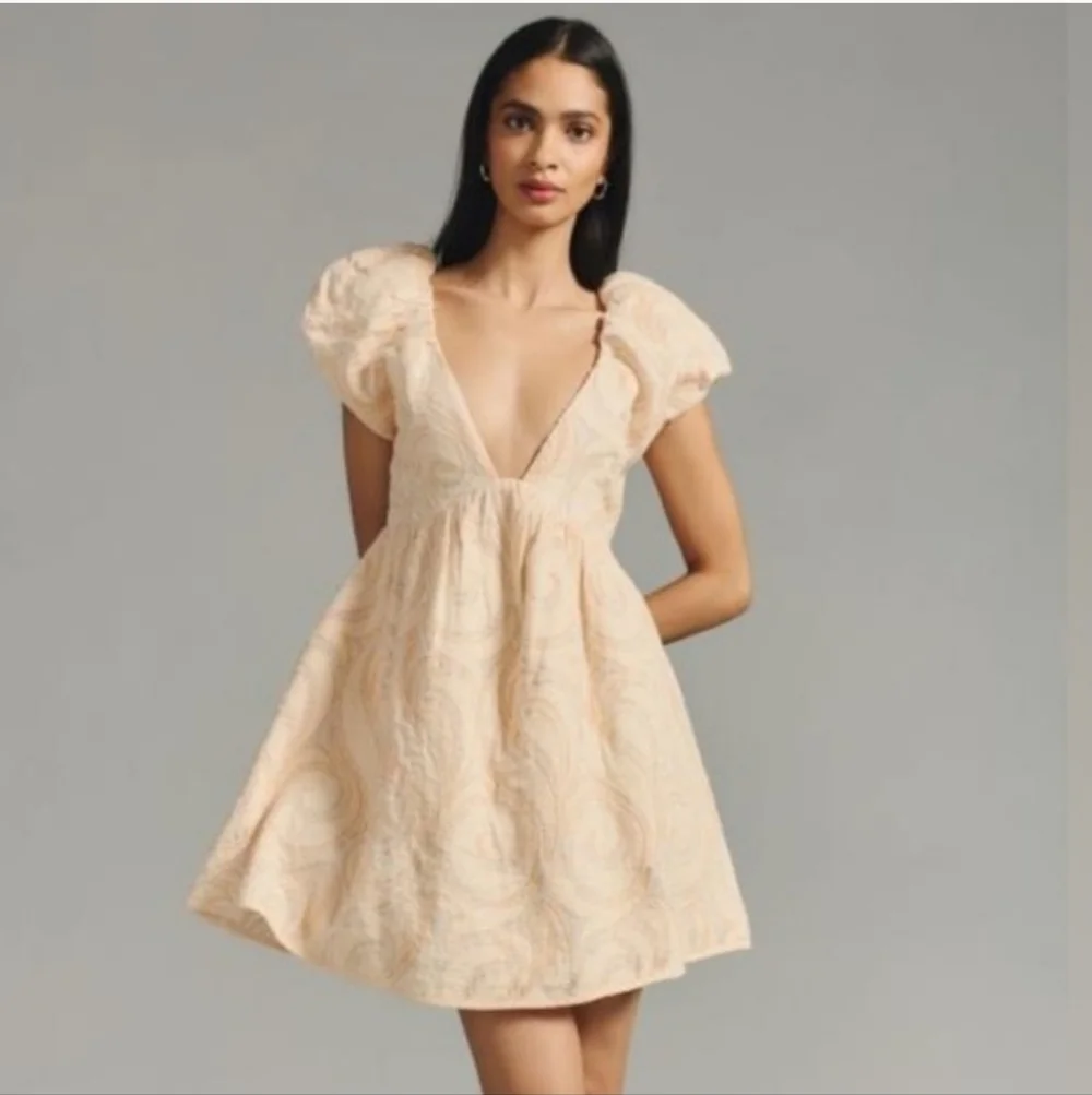 By Anthropologie Puff Sleeve V-Neck Lace Embroidered Mini‎ Dress Size 8